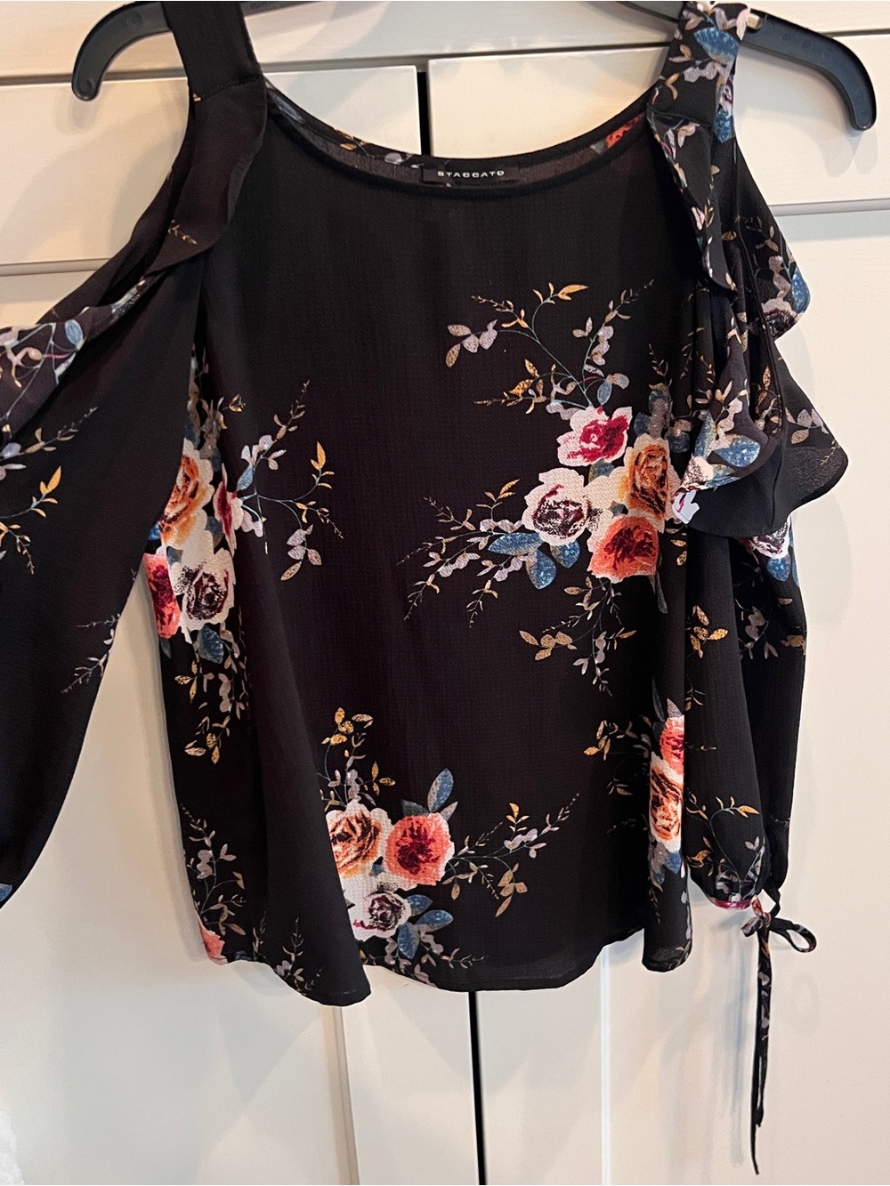 Staccato floral cold-shoulder top-small